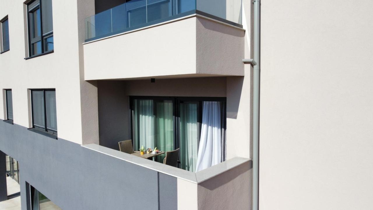 Apartments Perla With Free Parking Zadar Exterior photo